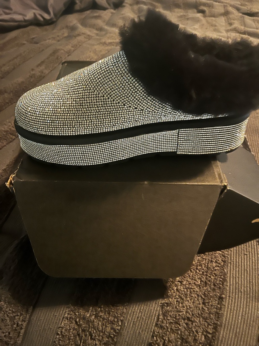 Rhinestone Slides - Picture 2 of 4